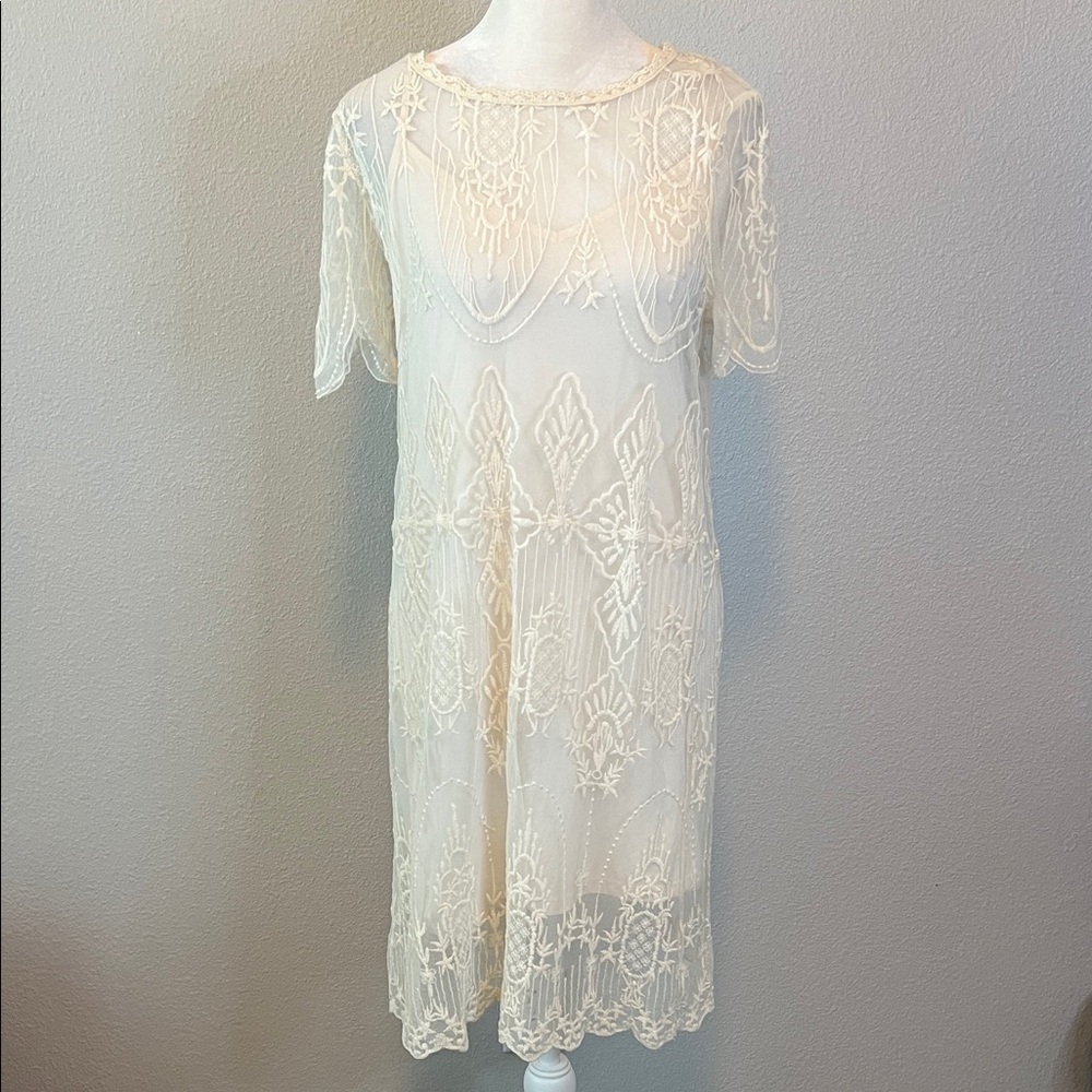 Zara Cream Lace Shift Mini Dress Size Small